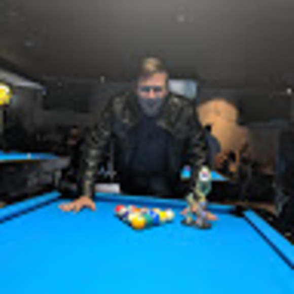 Meet your Posher, Colin - Picture 1 of 1